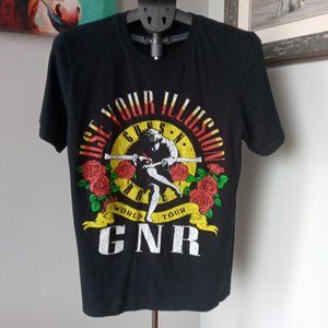 Guns N' Roses Illusion World Tour  black T-Shirt size Medium